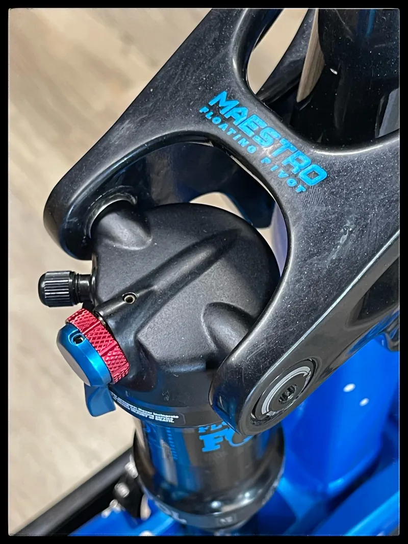 Giant Trance E+ 2 Pro 25km/h X-Large Black/Blue-6