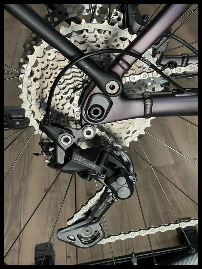 Explore E+ 1 Pro GTS 25km/h M Rosewood-1