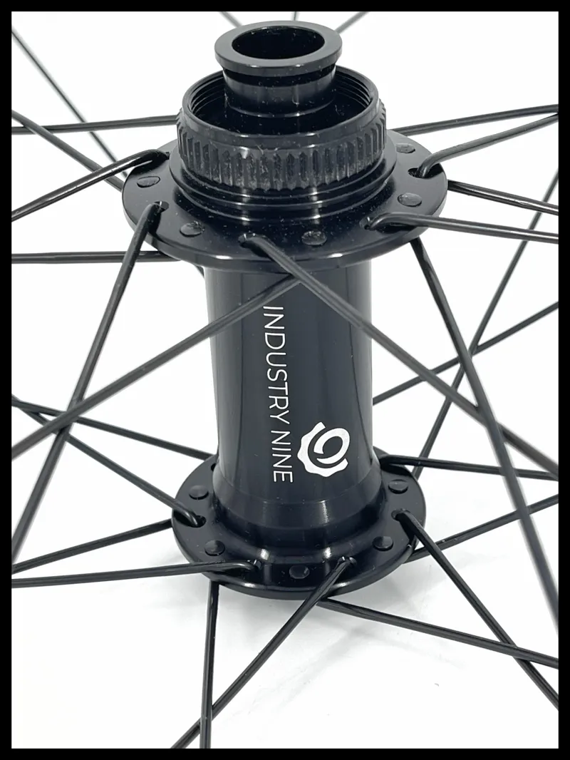 MTB Foundation AM30 27.5 Center Lock Disc Wheelset Shimano Freehub 11 sp-1