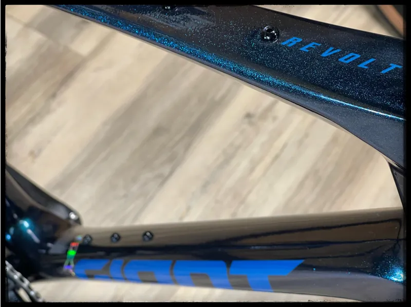 Giant Revolt Advanced 2 M-Large Starry Night 2022-2