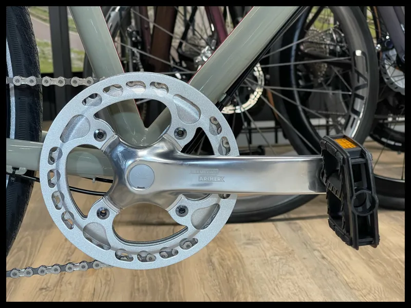 Bridge Borough Medium Green Hybrid City Bike-3