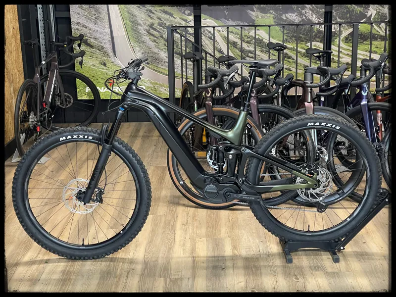Giant Trance X Advanced E+ 1 25km/h Large Panther/Phanthom Green 2022-1
