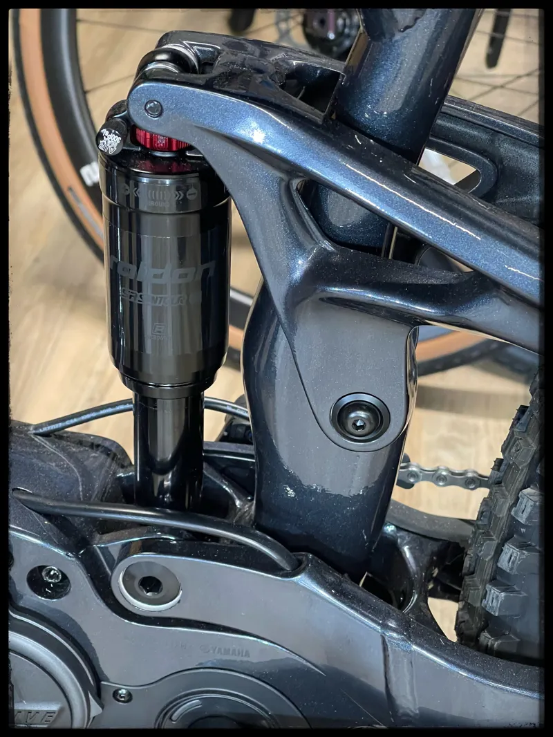 Giant Stance E+ 1 25km/h Medium Cold Iron 2023-5