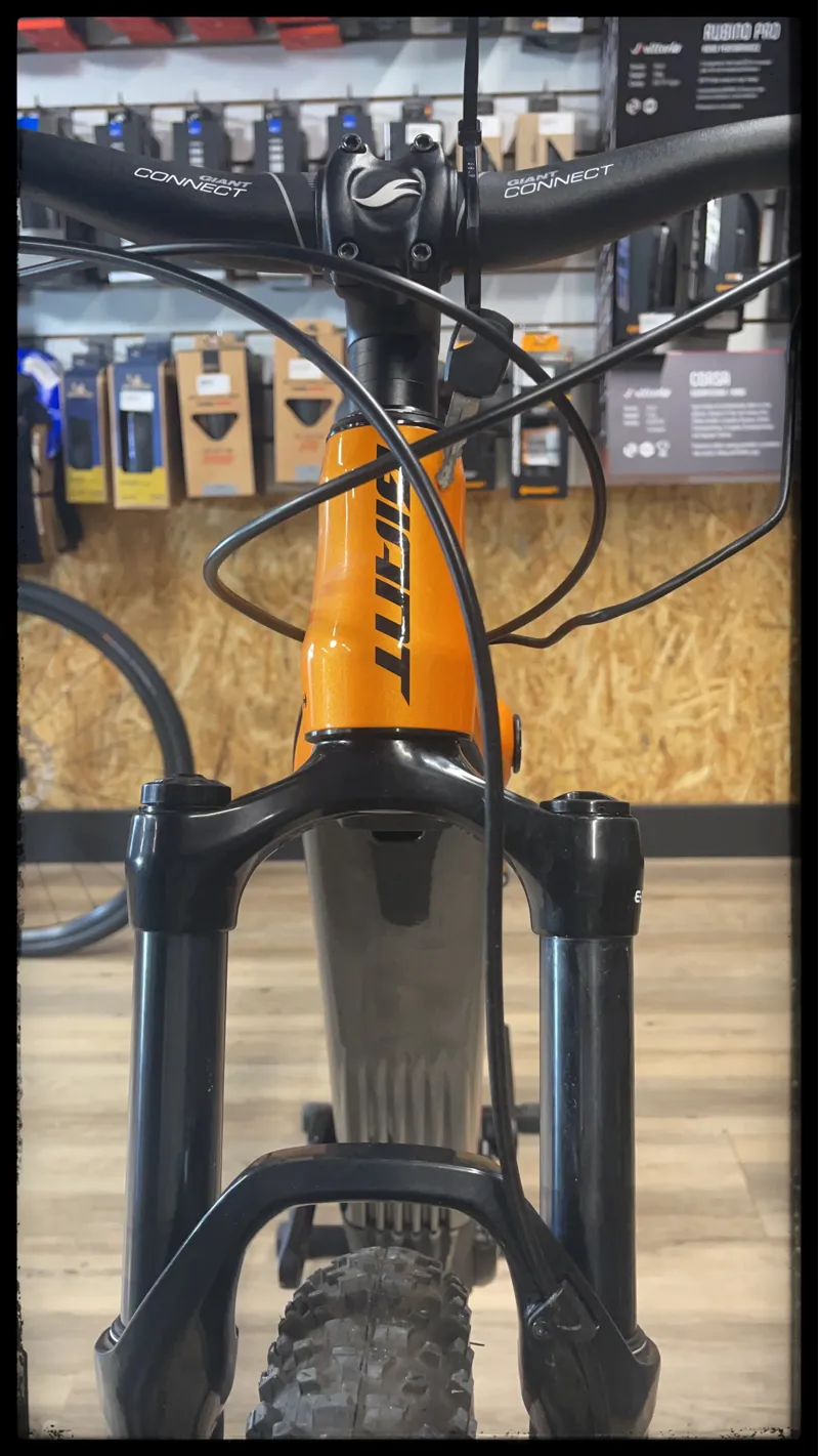 Giant Stance E+ 1 25km/h M Orange-3