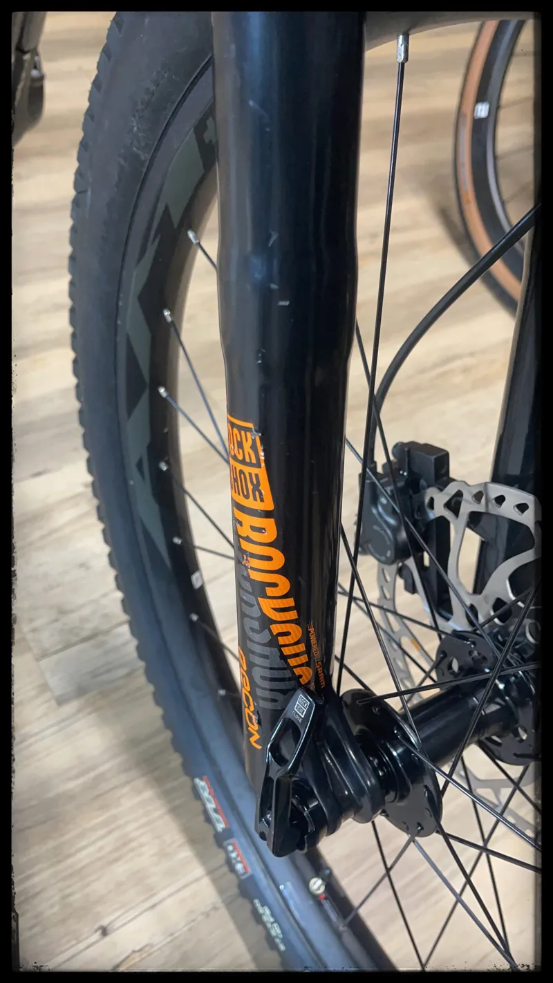 Giant Stance E+ 1 25km/h M Orange-8