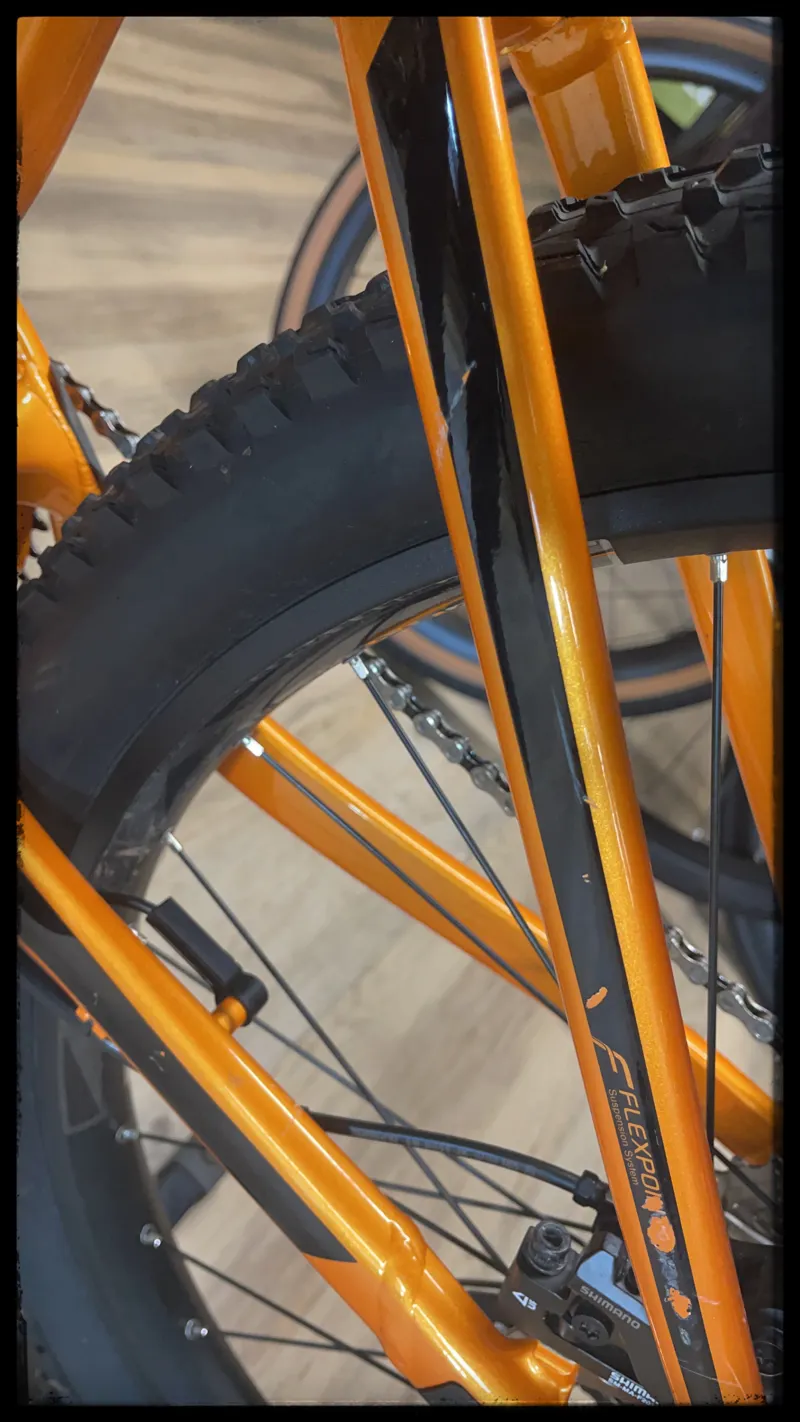 Giant Stance E+ 1 25km/h M Orange-11