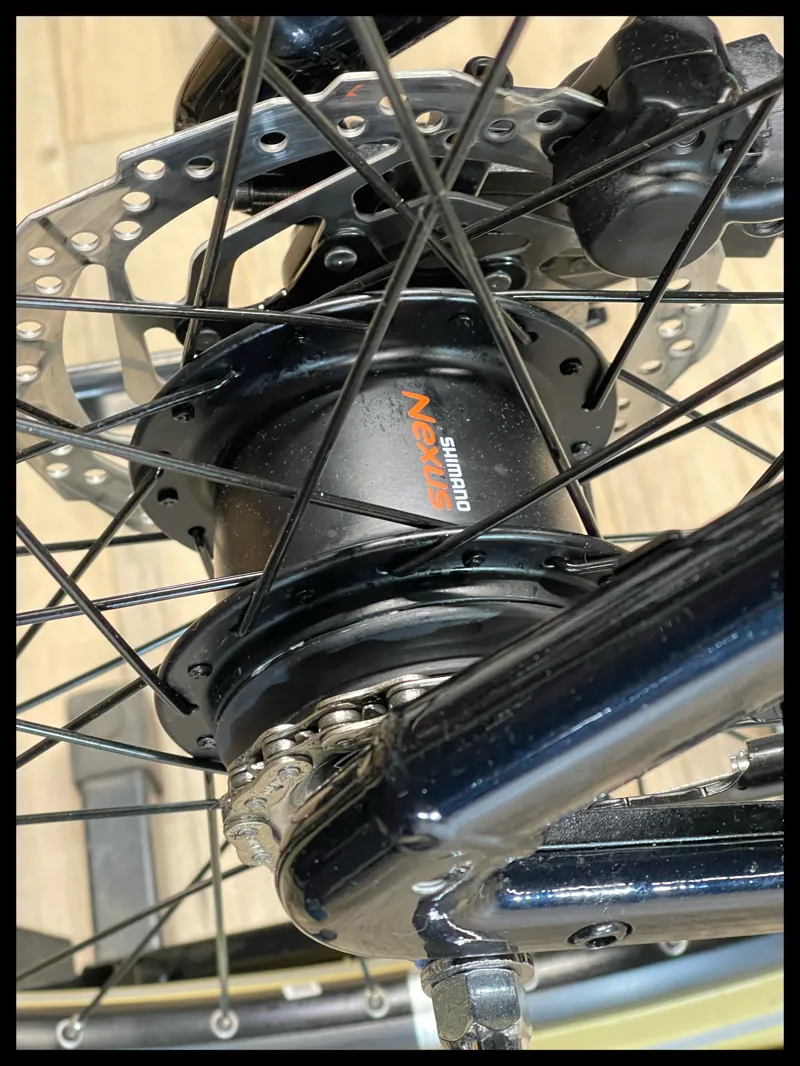 Momentum Vida E+ GTS 25km/h Large Ink Blue-3