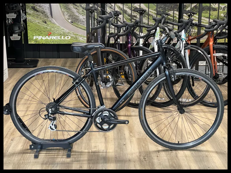 Raleigh X1 HyBrid Bike Black 17 inch  700c