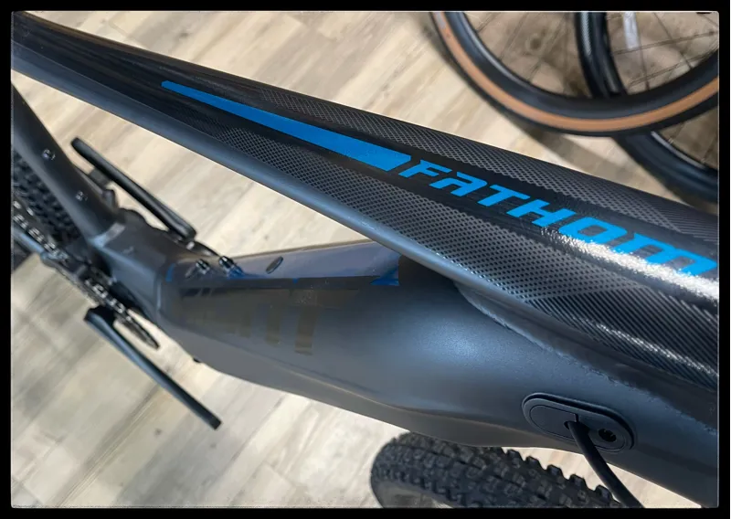 Giant Fathom E+ 2 29er 25km/h Large Gunmetal Black 2022-2