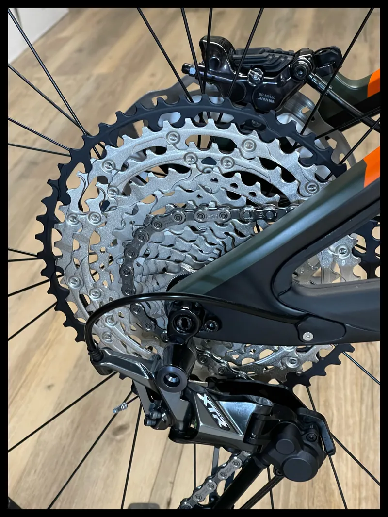 Pivot Cycles Shuttle AM 29 Team XTR / Treeline Green-5