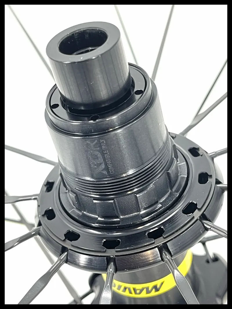 Mavic Allroad Pro Carbon SL Disc R+ 650b Wheelset 2021-5