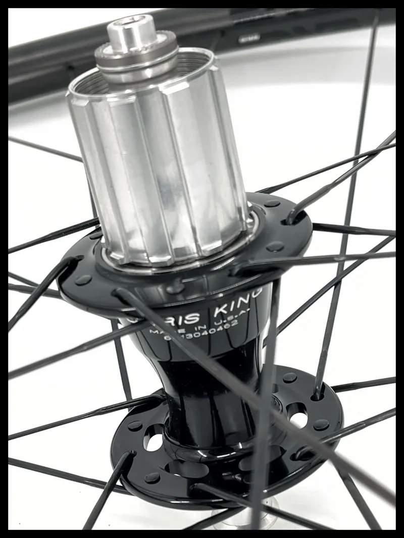 2.2 SES Clincher Rear Wheel Chris King R45 Hub Black Shimano-1