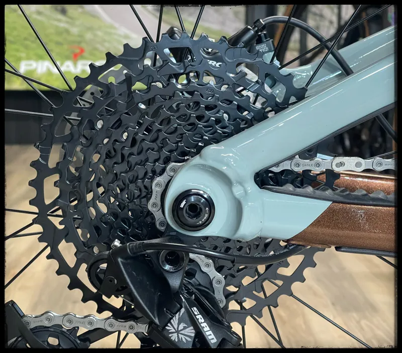 2022 Giant Trance X 2 Trail Bike in Hematite/Slate Grey-3