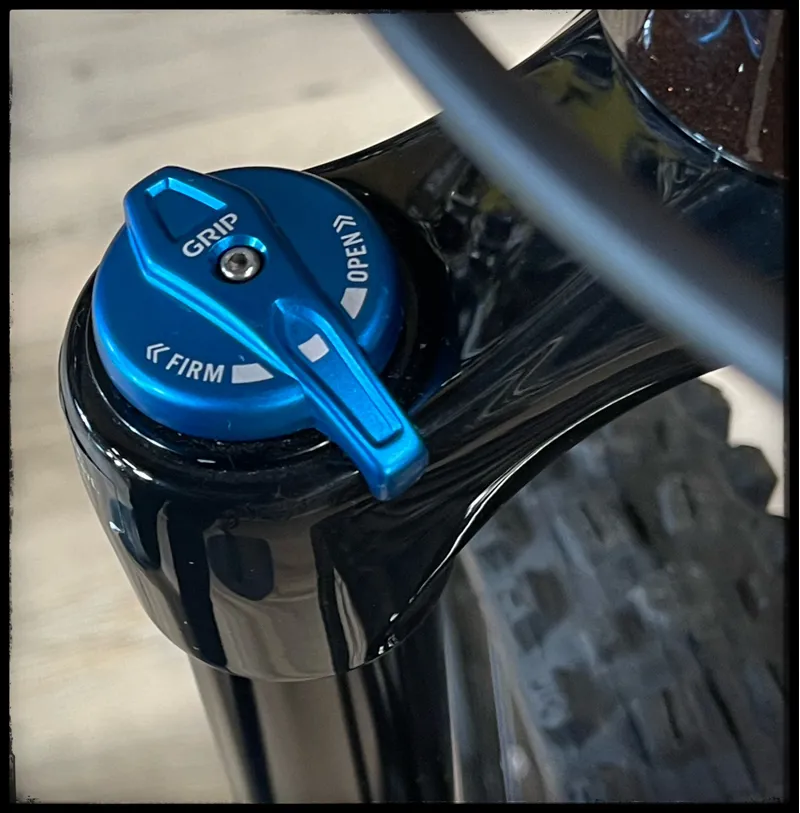 2022 Giant Trance X 2 Trail Bike in Hematite/Slate Grey-13