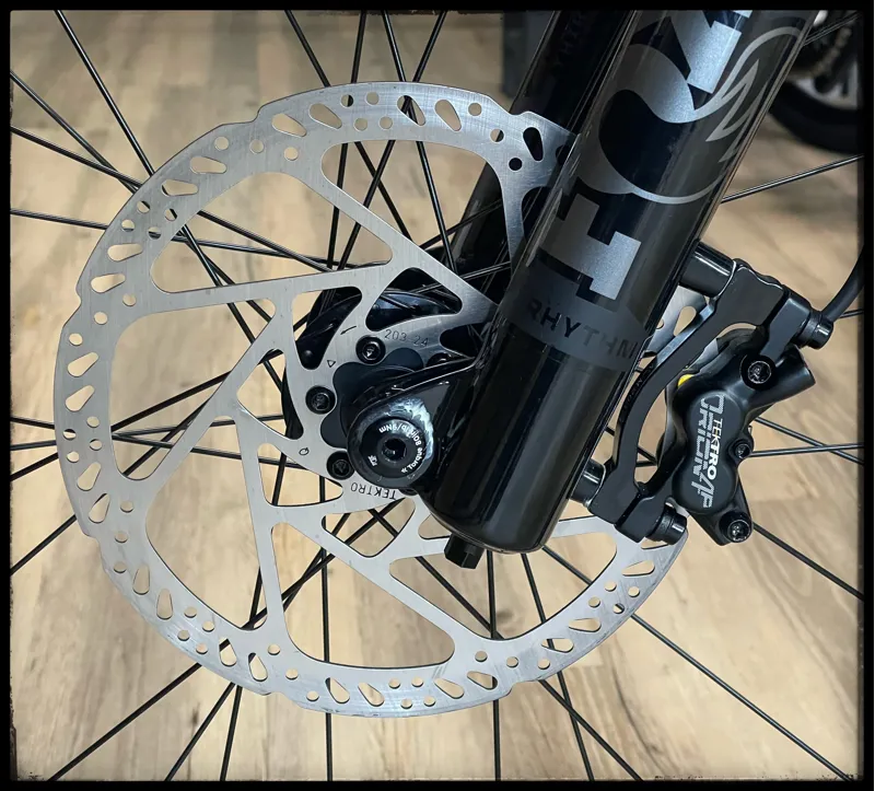 2022 Giant Trance X 2 Trail Bike in Hematite/Slate Grey-11