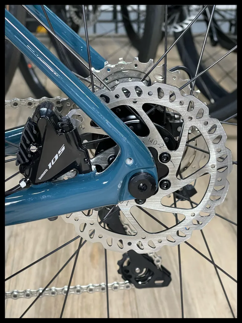 Defy Advanced 2 Medium Large Blue-4