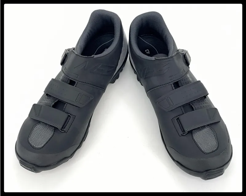 ME3 2 Bolt MTB Shoe EU 43 Black