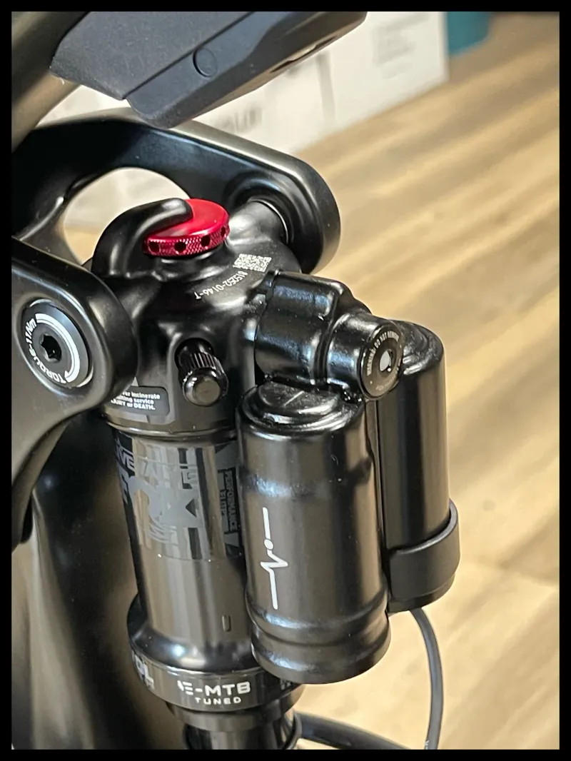 Giant Trance X Advanced E+ 1 eMountain Bike in Panther Phantom Green-3