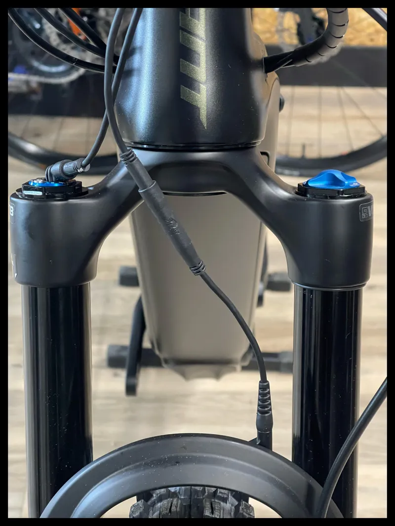 Giant Trance X Advanced E+ 1 eMountain Bike in Panther Phantom Green-9