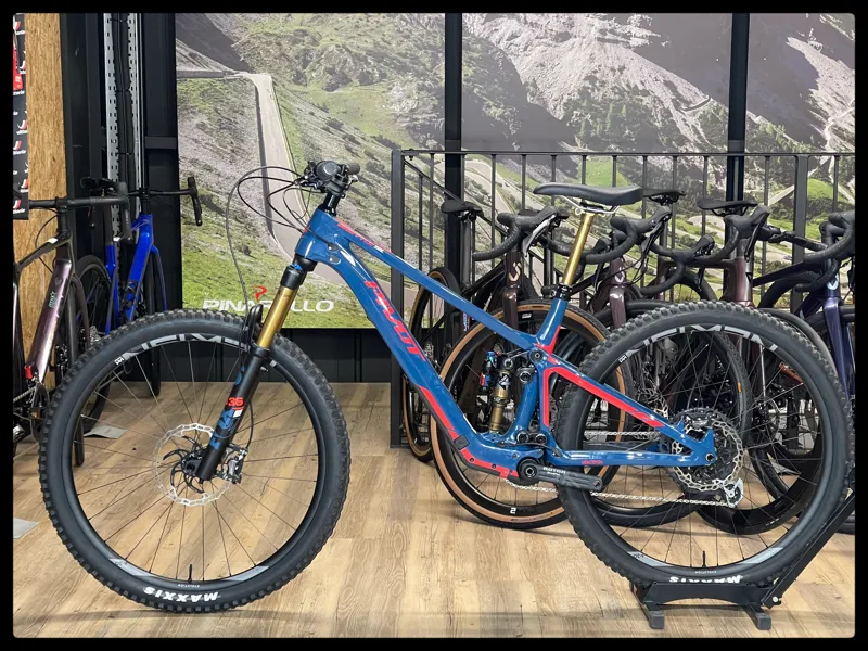 Pivot Cycles Shuttle SL 29 Pro X01 / Blue Denim-1