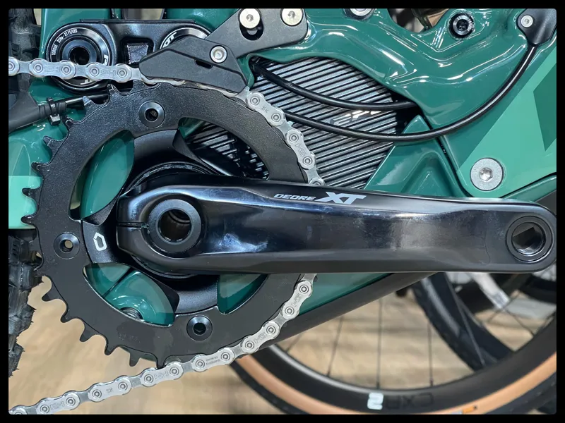 Pivot Cycles Shuttle LT Team XTR / Northern Lights Green Medium-5