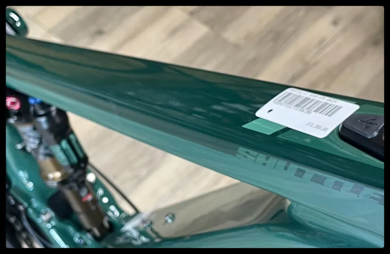 Pivot Cycles Shuttle LT Team XTR / Northern Lights Green Medium-2