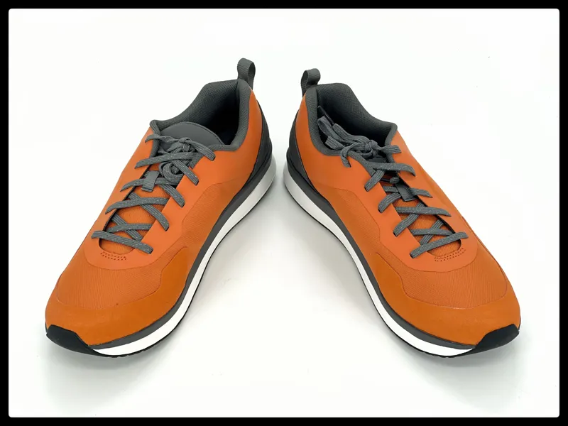 CT5 Casual Sneaker 2 Bolt Men's EU 43 Orange