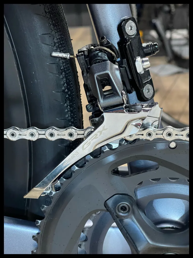 Revolt Advanced 0 X-Large Knight Shield 2022 Men's Gravel Bike-5