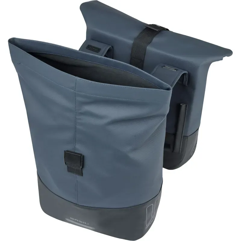 Basil Cove 28-32l Double Pannier Bag in Navy/Black-2