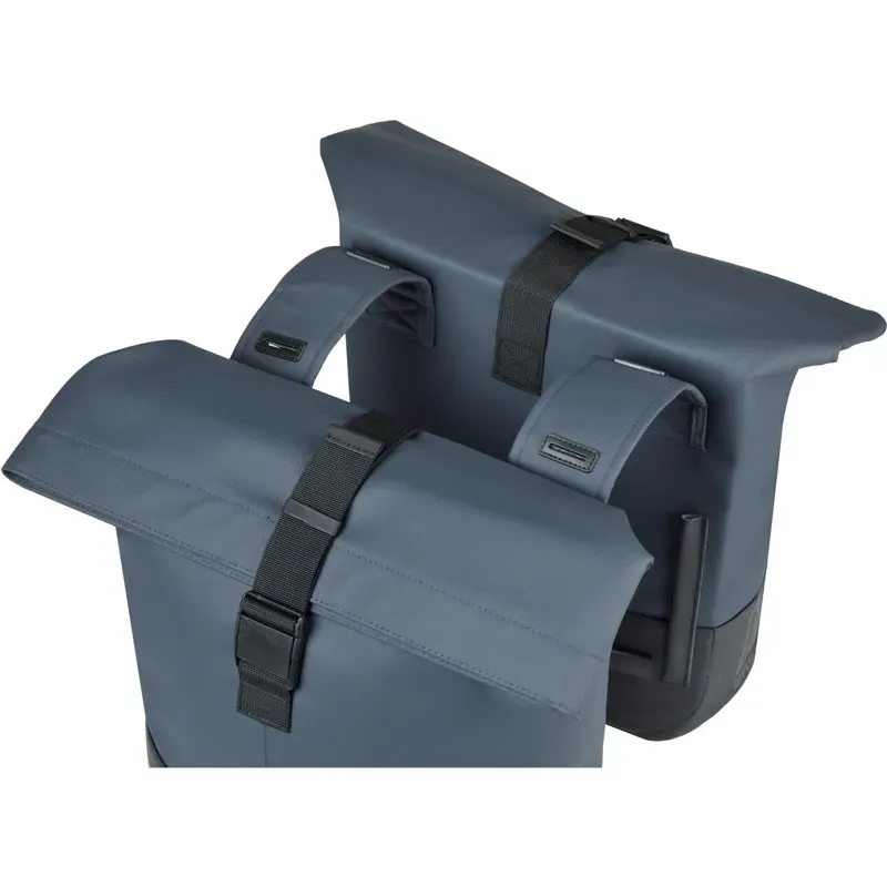 Basil Cove 28-32l Double Pannier Bag in Navy/Black-3