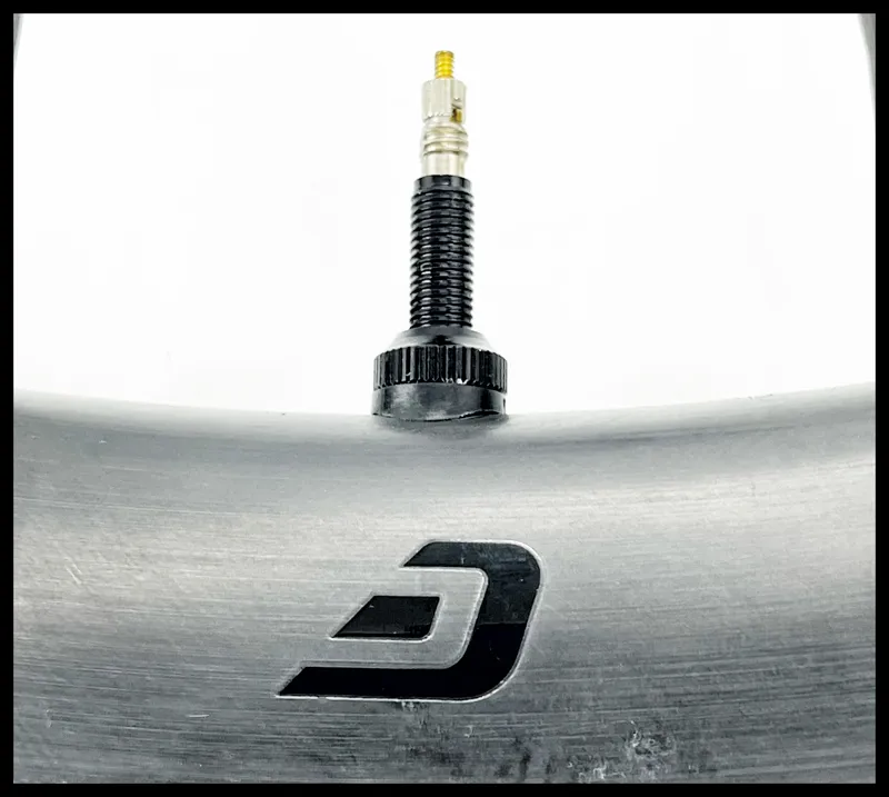 Cadex AR 35 Disc Tubeless Carbon Clincher Front Bike Wheel-4