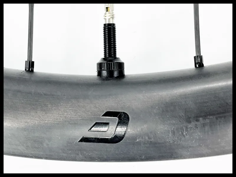 CADEX AR 35 Tubeless Disc XDR Carbon Rear Road Wheel in Black-3