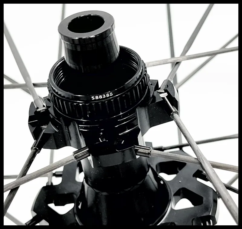 CADEX AR 35 Tubeless Disc XDR Carbon Rear Road Wheel in Black-1