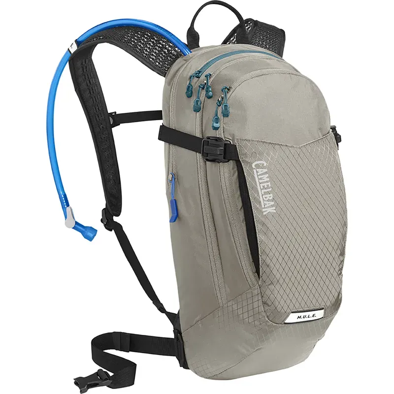 Camelbak M.U.L.E. 12l Hydration Pack w/3l Reservoir in Aluminium/Black