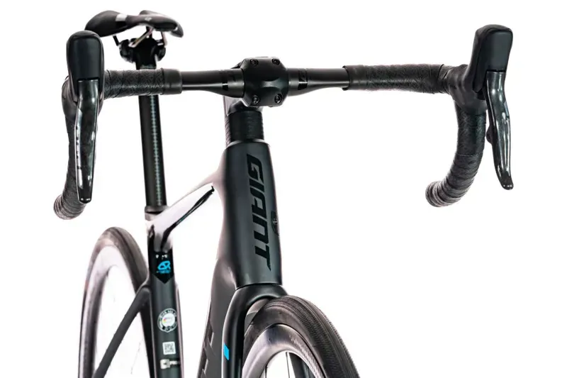 2020 Giant Defy Advanced Pro 0 Red Carbon Road Bike in Grey-8