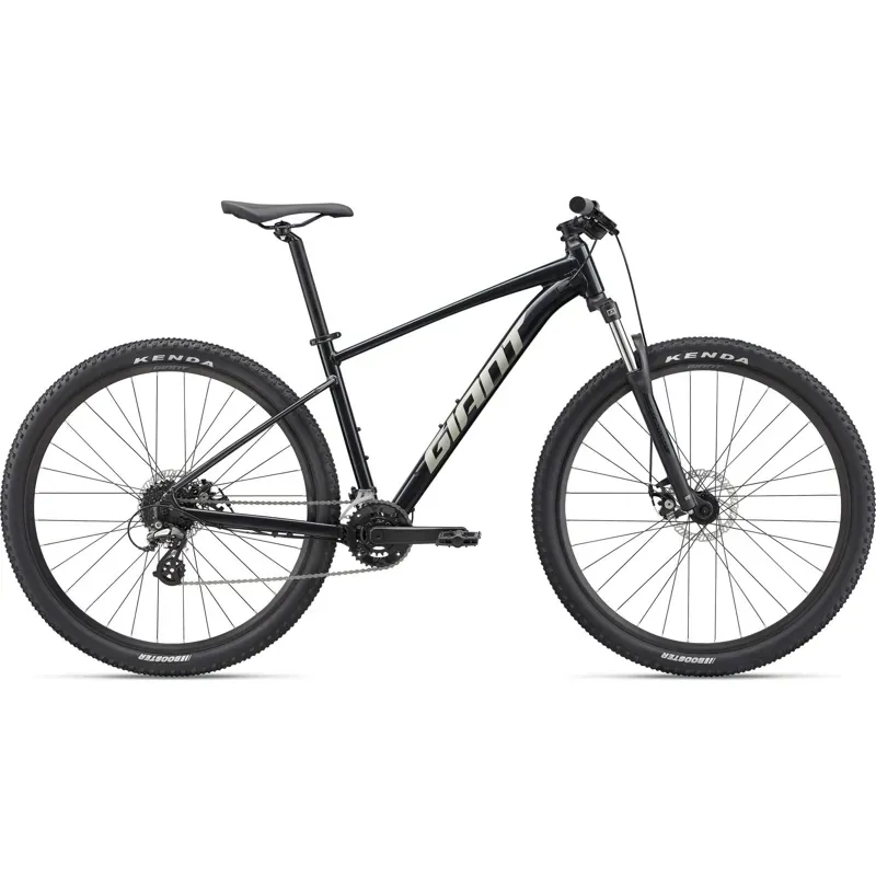 2022 Giant Talon 4 27.5 Mountain Bike in Black