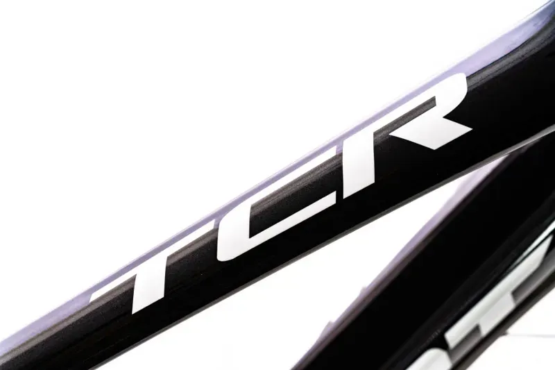 2020 Giant TCR Advanced 2 Disc Compact Carbon Road Bike in Black-1