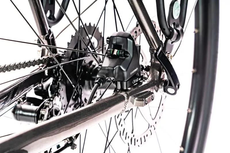 2020 Giant Escape 2 City Disc Hybrid Bike in Black-1