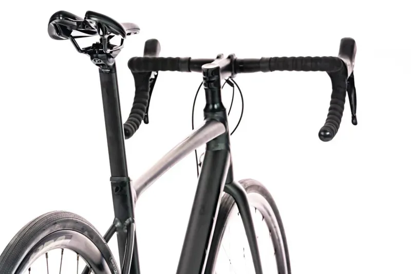 2020 Giant Contend AR 1 Road Bike in Black-3