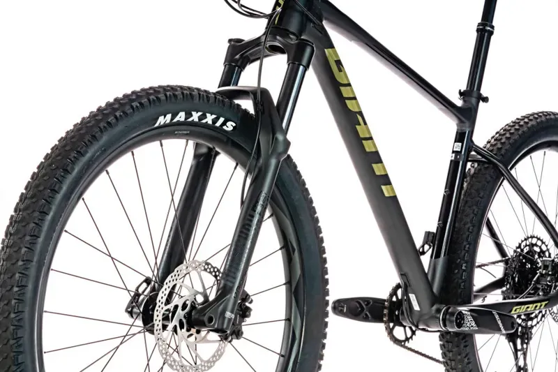 2020 Giant Fathom 1 Hardtail Mountain Bike in Black-7