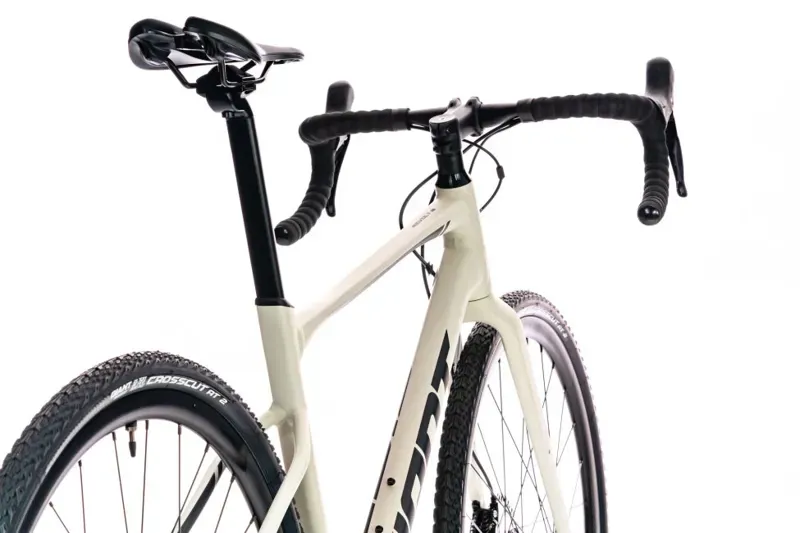 2020 Giant Revolt 0 Gravel Bike in Grey-4
