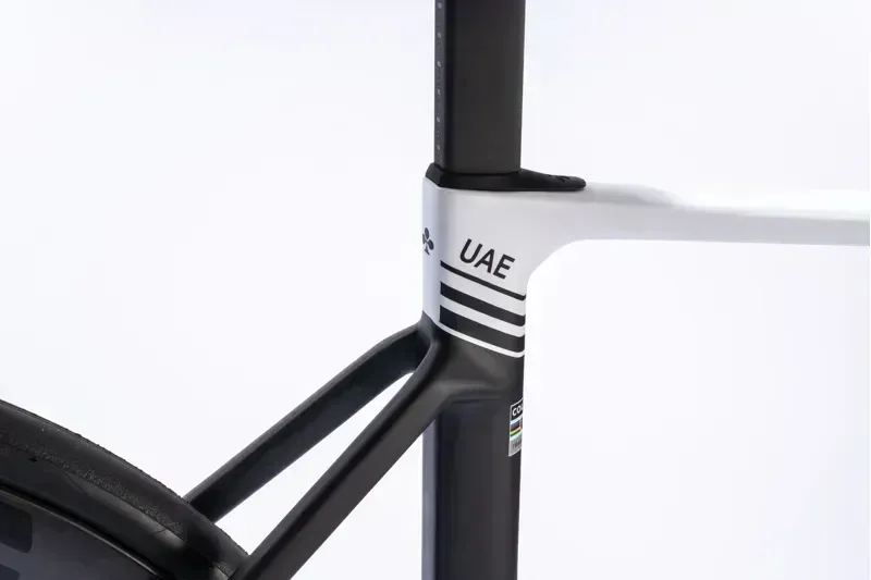 Colnago V5RS Disc Carbon Road Complete Bike Dura Ace Di2 - SDM5-8