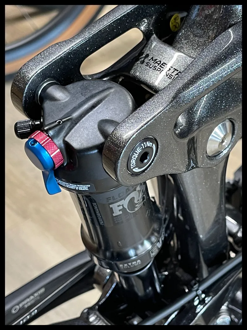 Giant Trance 29 2 Metallic Black-10