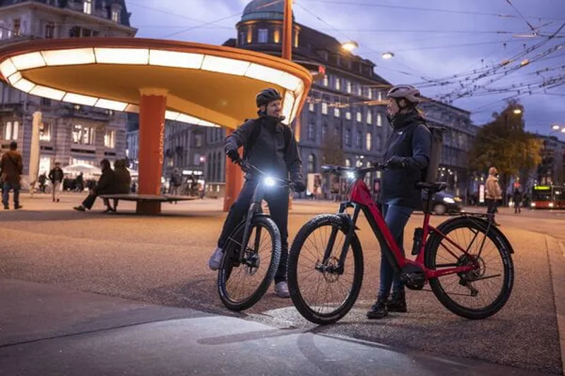 DT Swiss HU1900 BOOST 29in Front in Black-1