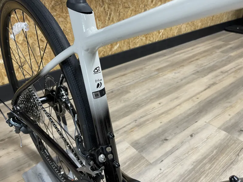 Giant Avail AR 2 XS Gray Beige-3