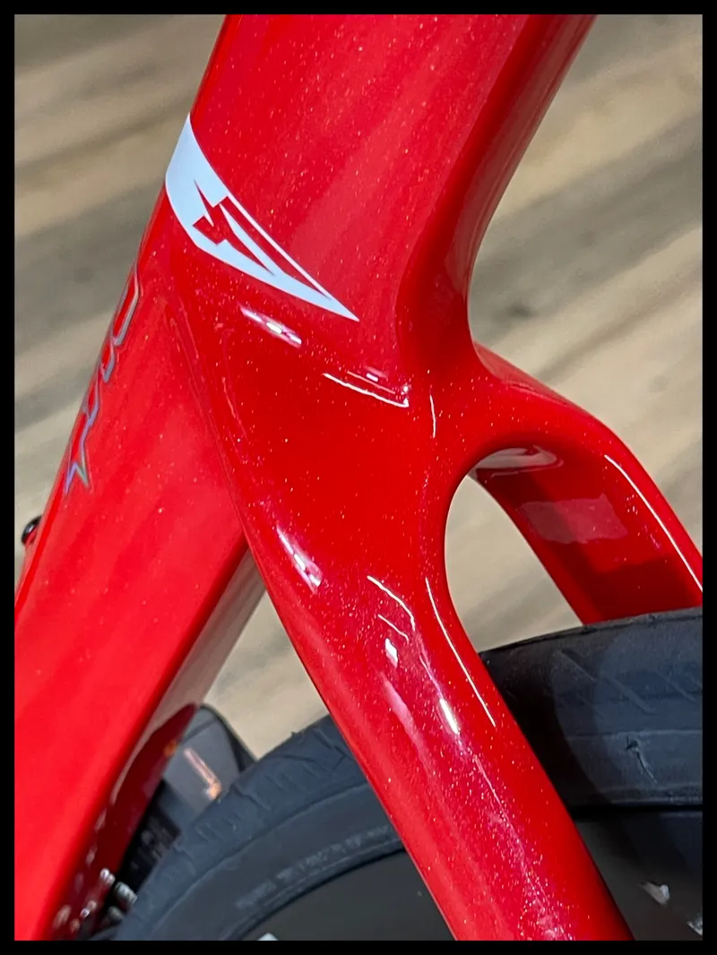 F5 DISC 105 DI2 800DB 54.5cm FURIOUS RED-3