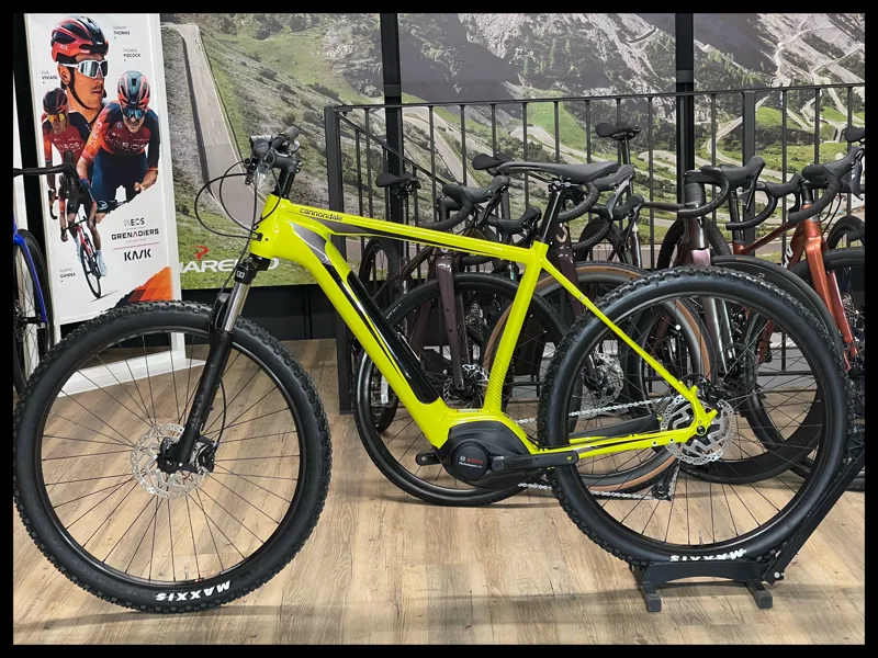 Cannondale Trail Neo 4 29er X-Large Highlighter 2022 Ex Display-1