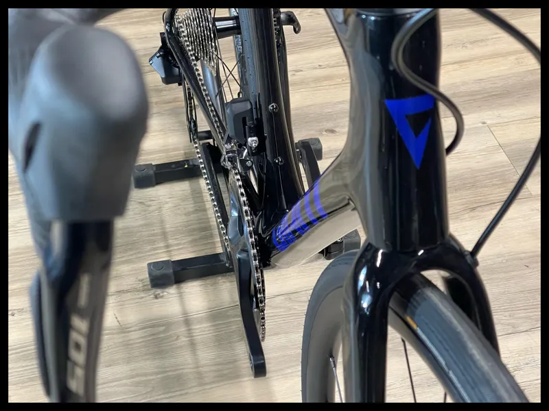 Giant TCR Advanced 1 Disc-PC Medium Carbon 2024-3