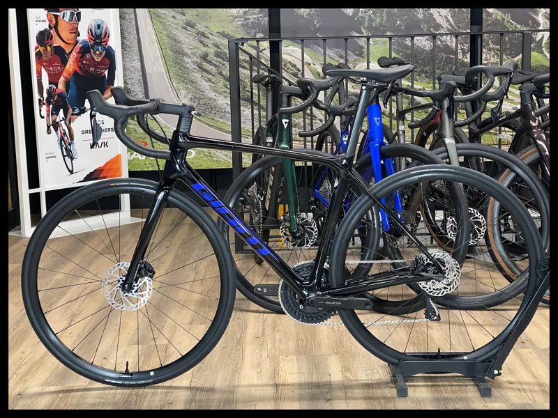 Giant TCR Advanced 1 Disc-PC Medium Carbon 2024-1