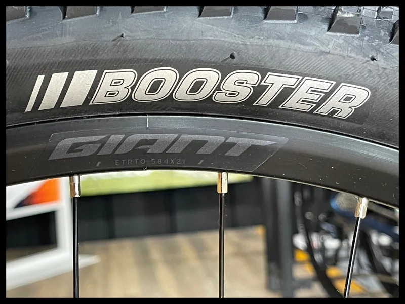 Giant Talon 4 27.5 Medium Black 2024-9